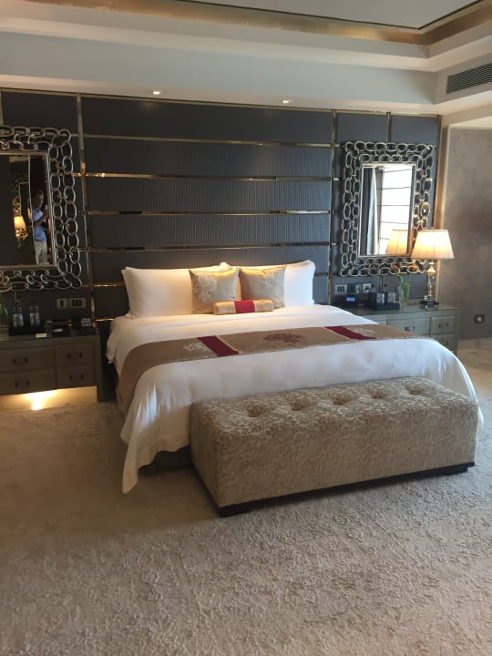 Zimmer The St. Regis Mumbai