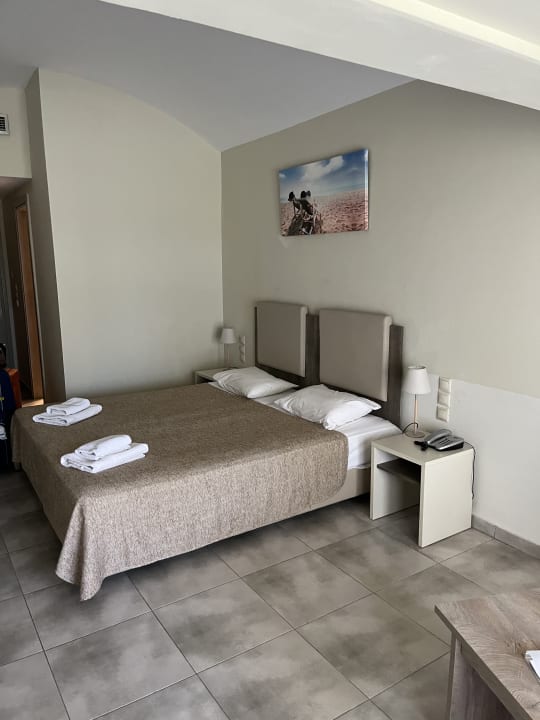 Zimmer Olympian Bay Grand Resort