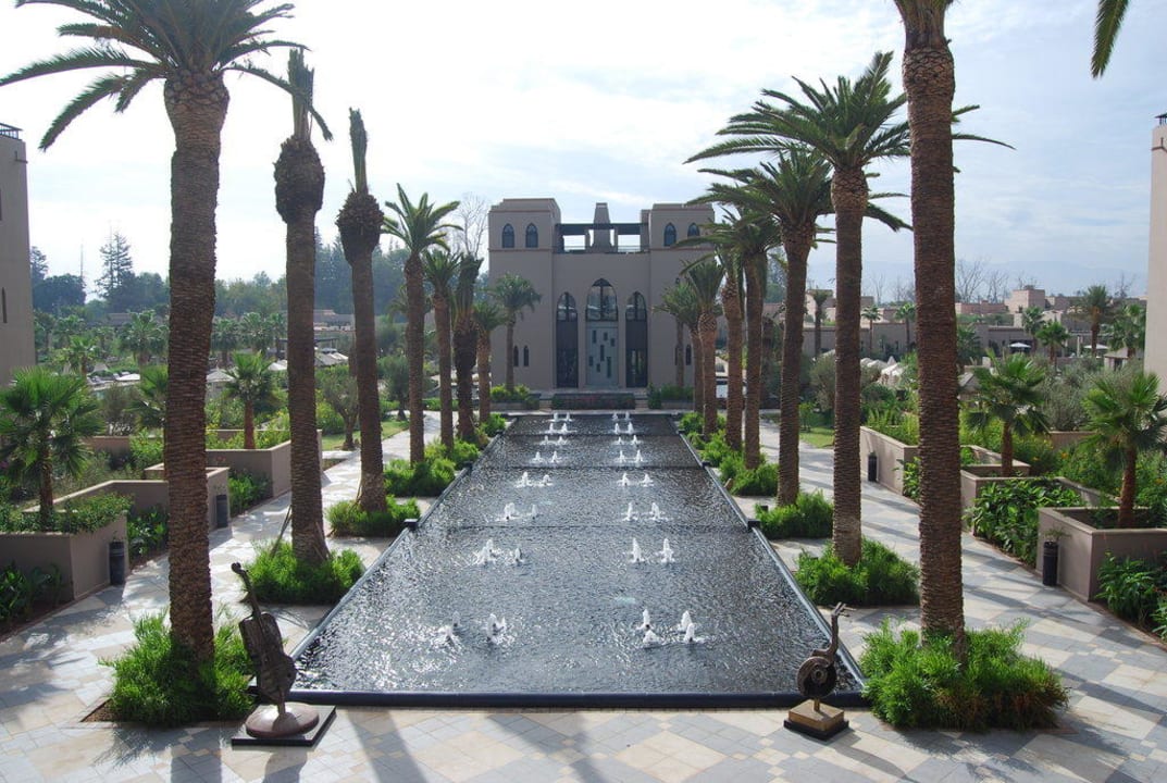 Großer Brunnen vor dem Haupthaus Four Seasons Resort Marrakech