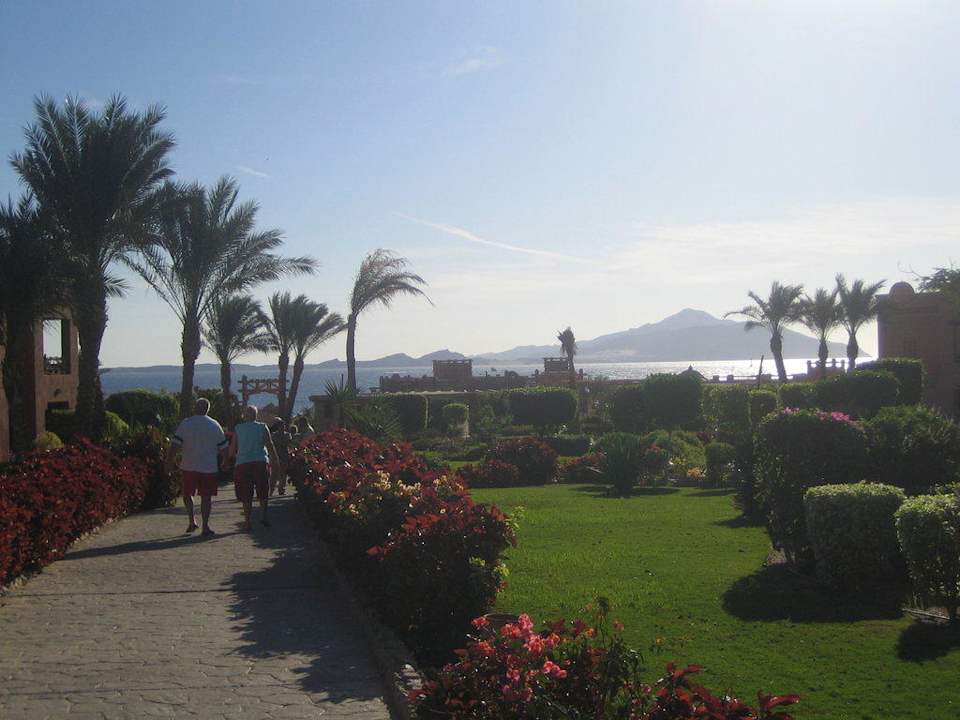 Am Strand Charmillion Sea Life Resort