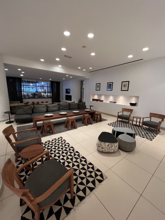 Lobby Napa Mermaid Hotel & Suites