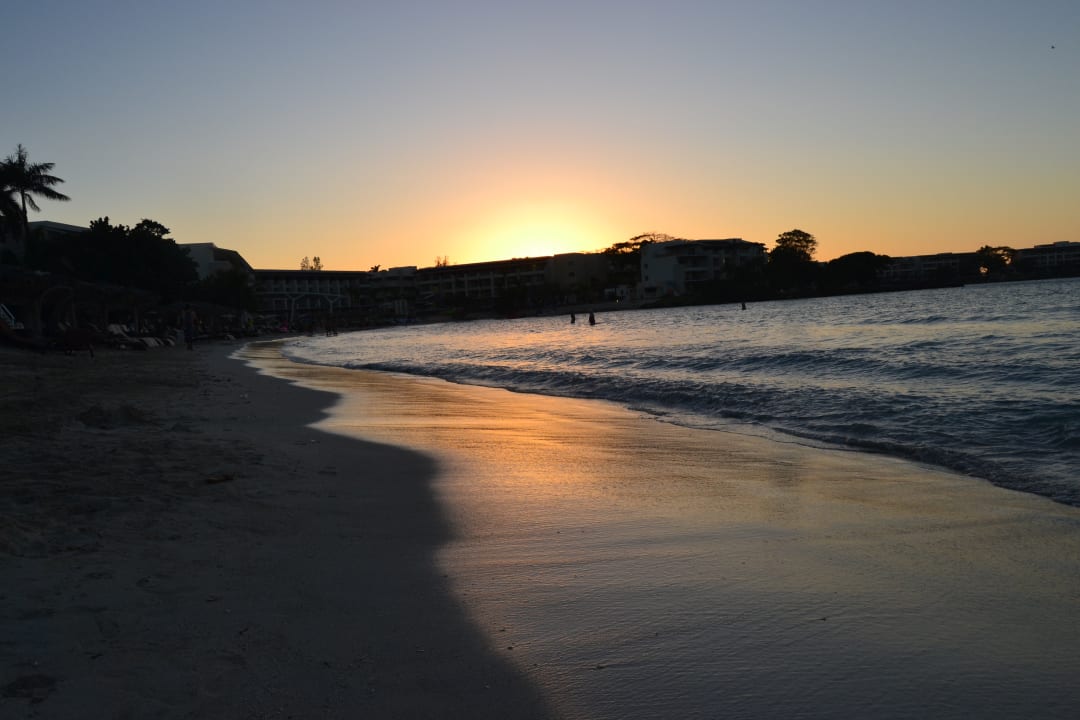 Strand Hideaway at Royalton Negril