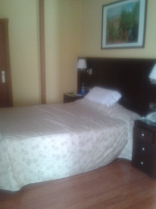 Dormitorio Hotel II Castillas Ávila