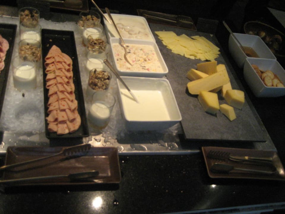 Das karge Frühstücksangebot Anantara Hua Hin Resort