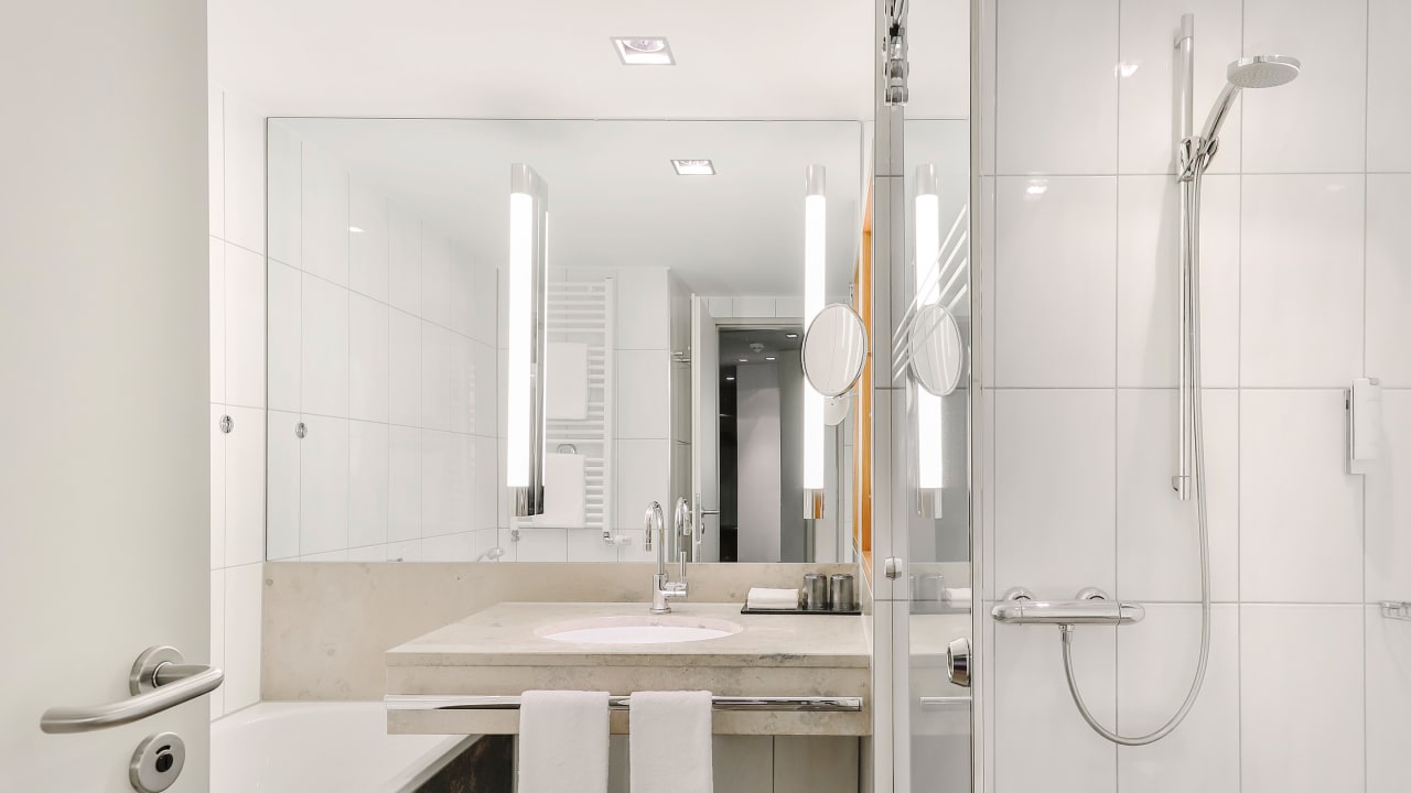 Zimmer Dorint Hotel am Heumarkt Köln