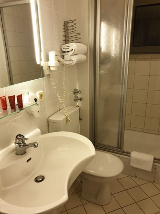 Zimmer Leonardo Hotel Hamburg Airport