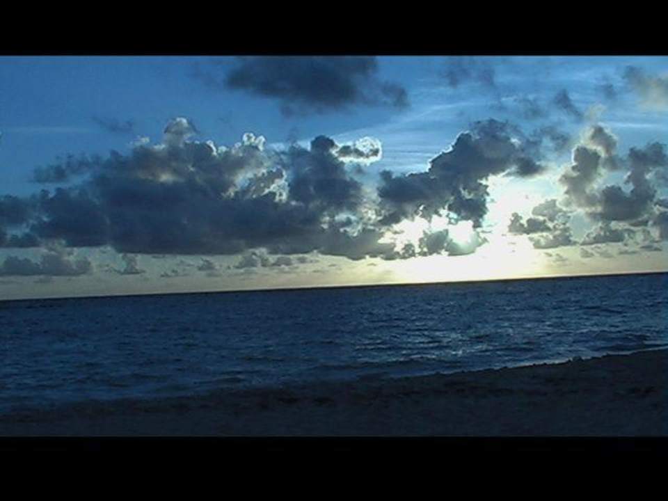 Sonnenaufgang Hotel Riu Bambu