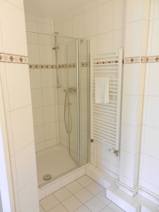 Dusche im großen Bad Ferienwohnungen Ferienpark Weissenhäuser Strand