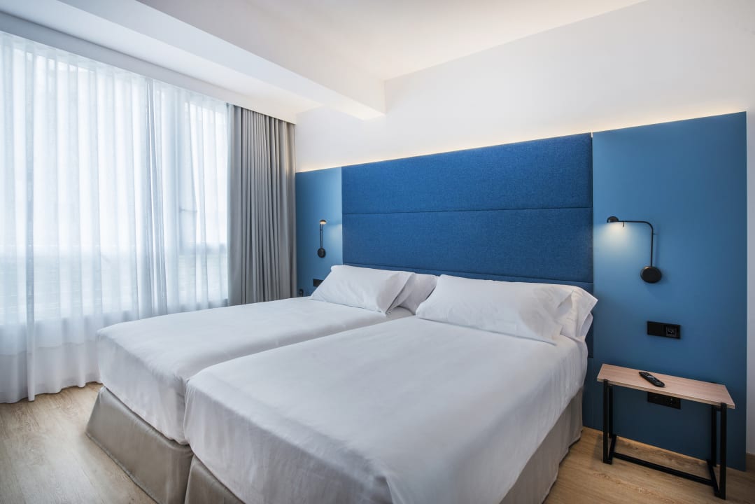 Zimmer Occidental Vigo