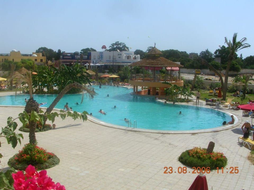 Pool des African Queen Hotel African Queen