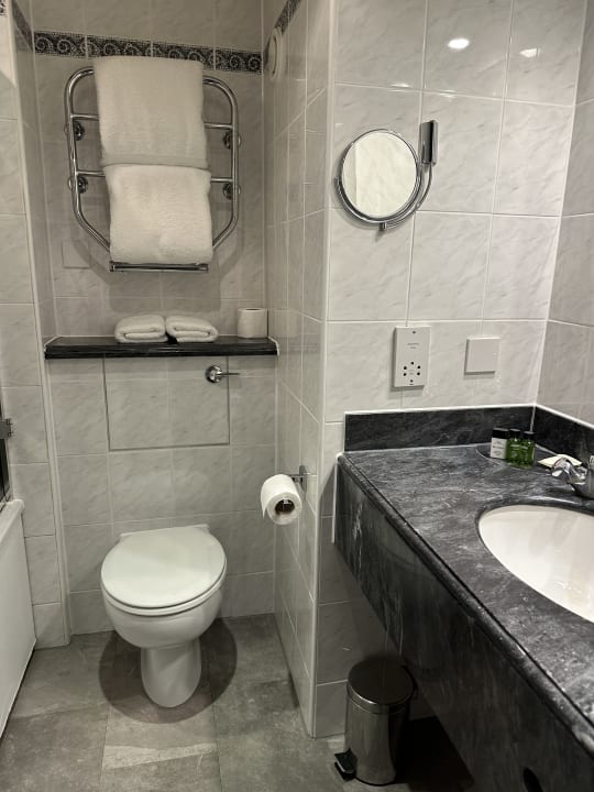 Zimmer The Tower - A Guoman Hotel