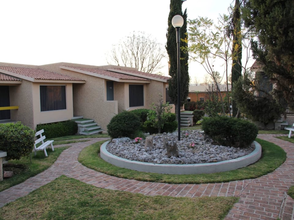 Áreas verdes Mision Express Aguascalientes Zona Norte