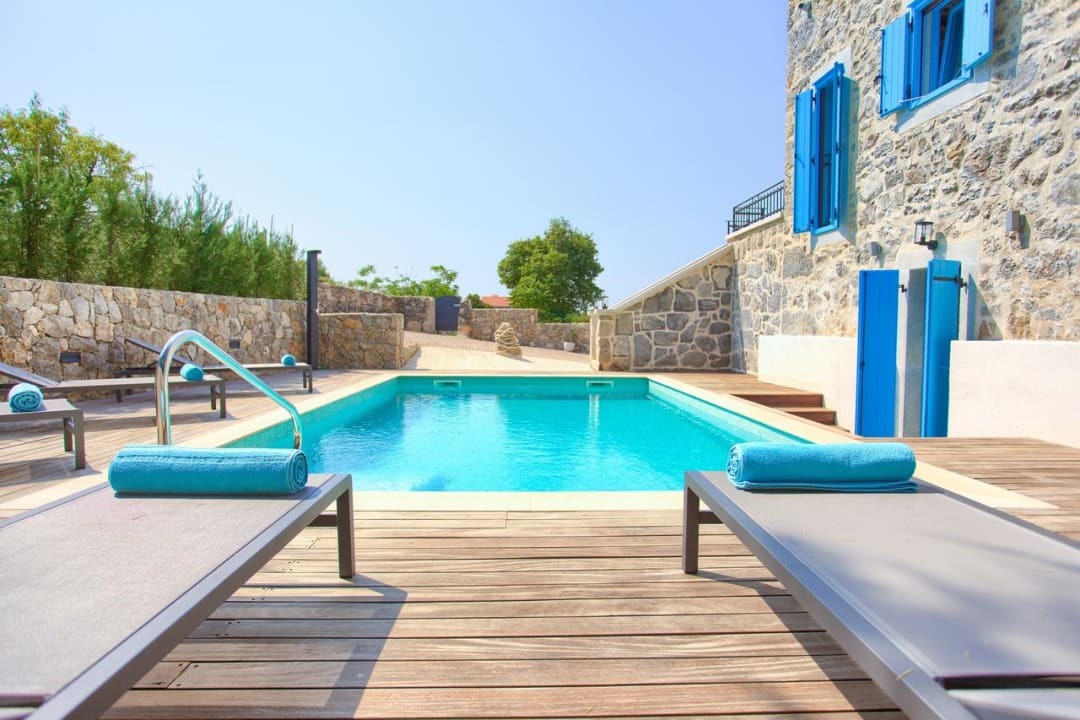 Pool Luxury Villa Ive With Heated Pool, Finnish Sauna, Infrared Sauna, Pet Friendly
