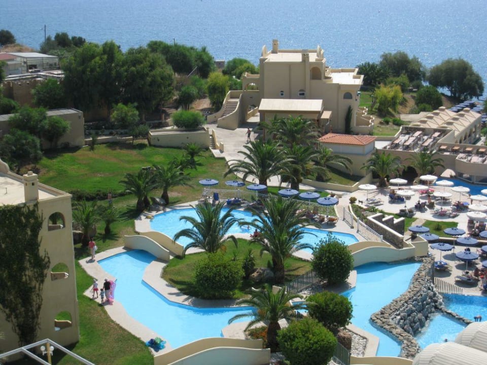 Kompleks basenów Lindos Royal Resort