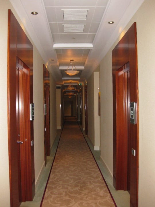 Gang Hotel Kempinski Cathedral Square