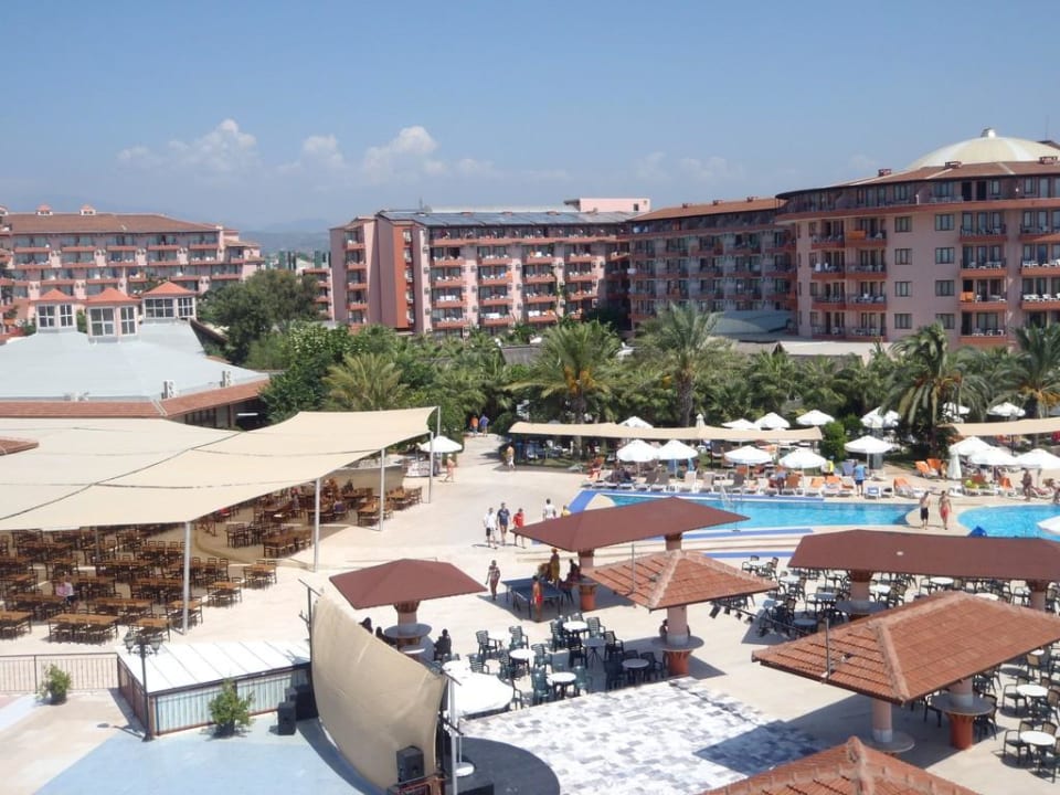 Außenansicht vom Amphitheater aus gesehen Selge Beach Resort
