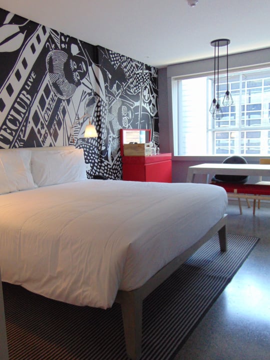 Zimmer Radisson RED Cape Town