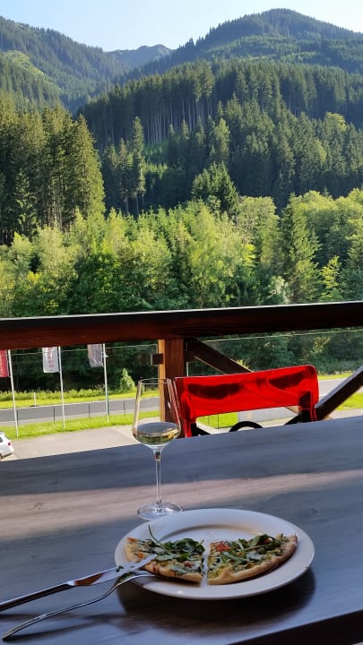 Ausblick AvenidA Mountain Lodges Saalbach