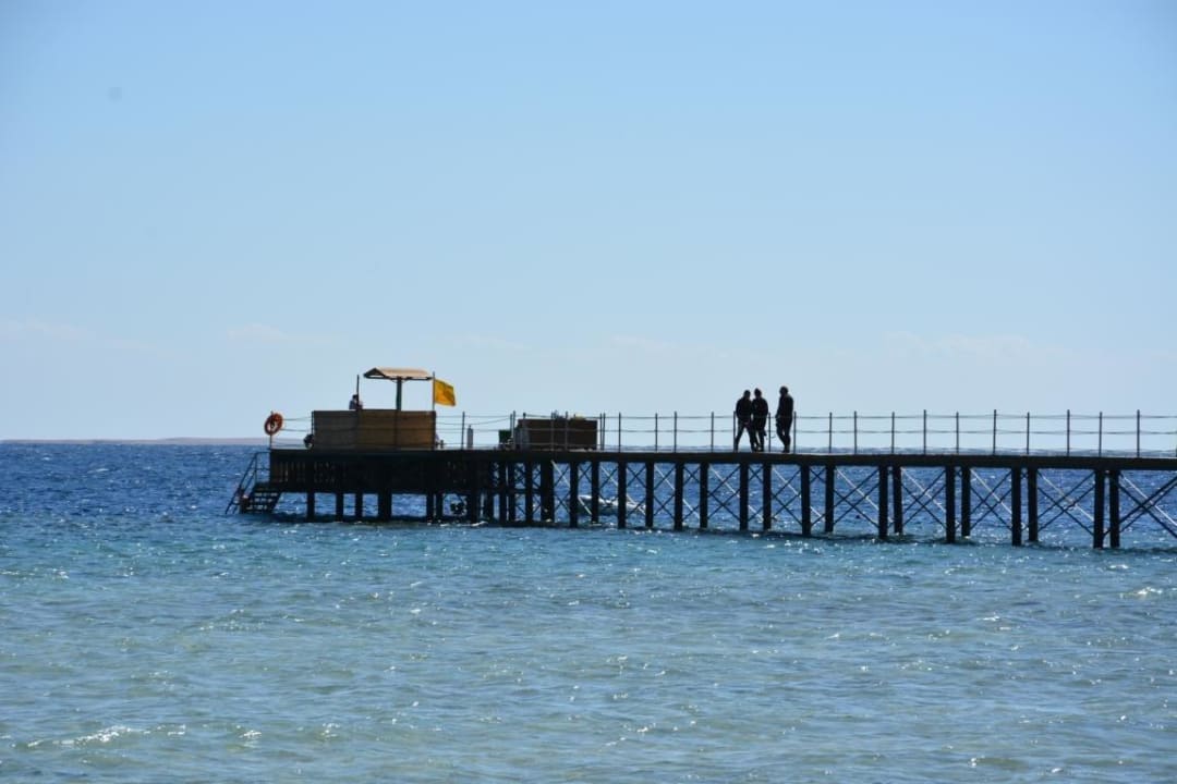 Steeganlage erst vor kurzem erbaut Hotel Gorgonia Beach Resort