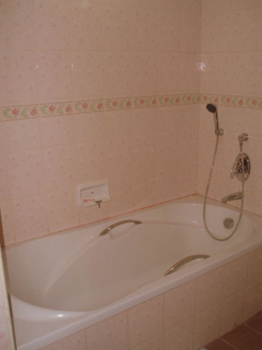 Badewanne Lek Hotel Pattaya