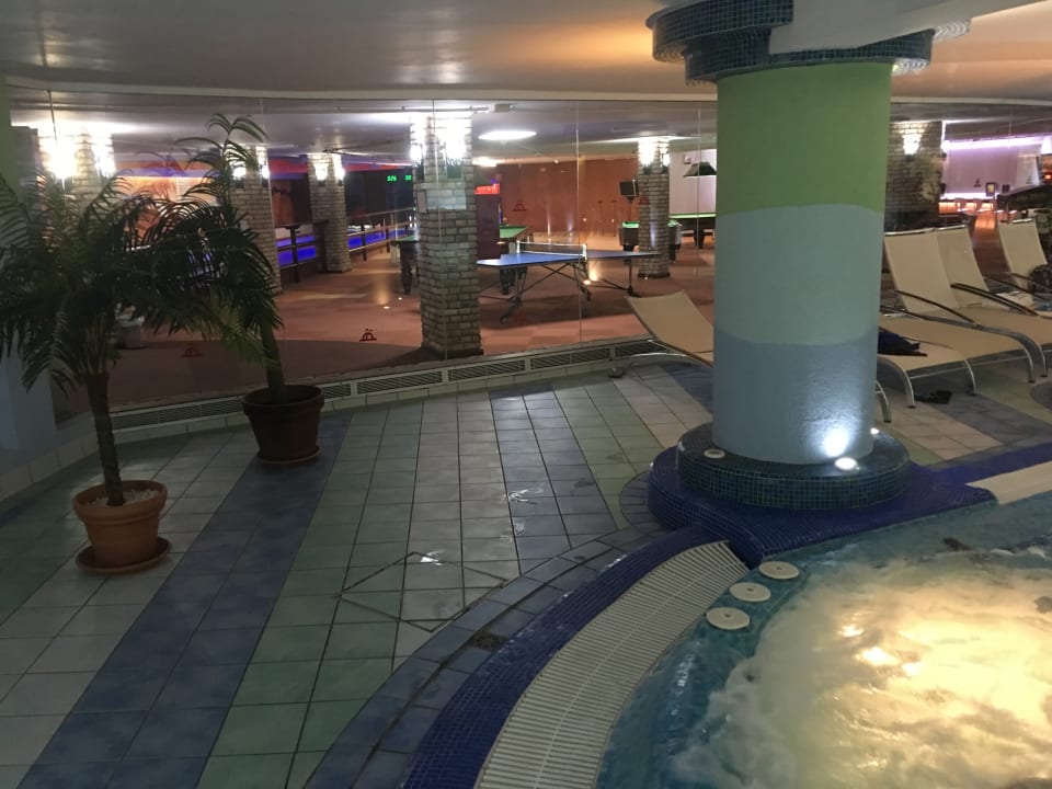Nicht nochmal Hotel Escorial? Bull Escorial & Spa