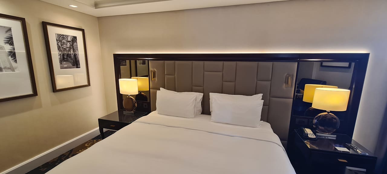 Zimmer Hotel Radisson Blu Dubai Deira Creek