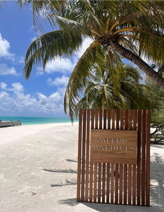 Strand Meeru Maldives Resort Island