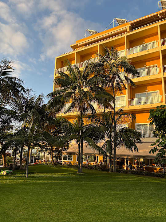 Außenansicht Hotel Tigaiga