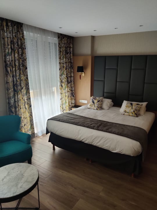 Zimmer Hotel Bristol