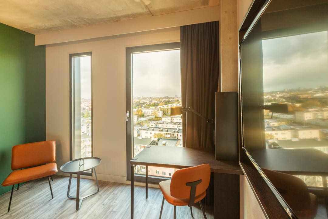 Zimmer Holiday Inn - the niu, Fender Amsterdam