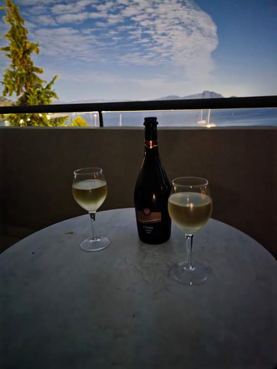 Zimmer Lindos Mare, Seaside Hotel