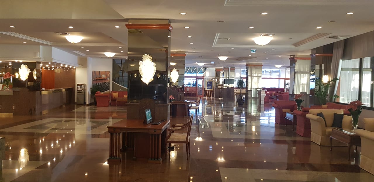 Lobby Grand Hotel Bernardin