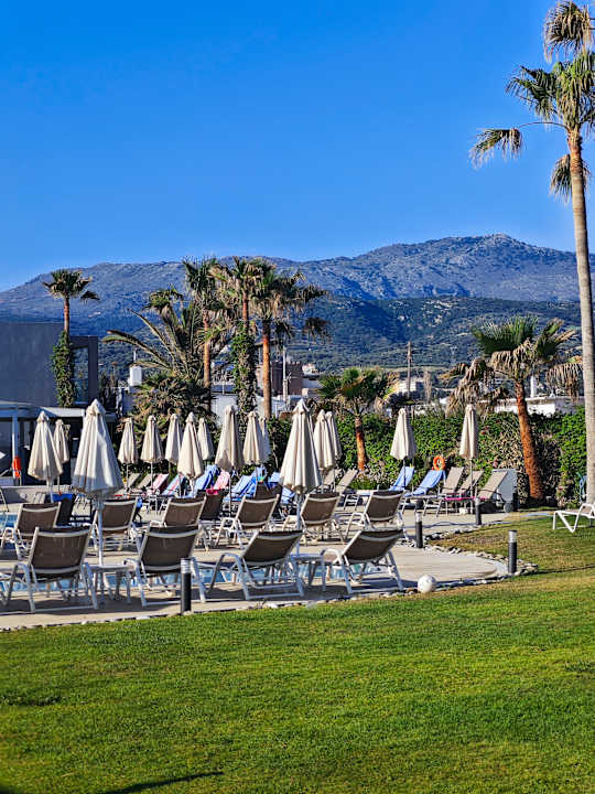 Pool Hotel Minos Mare Beach
