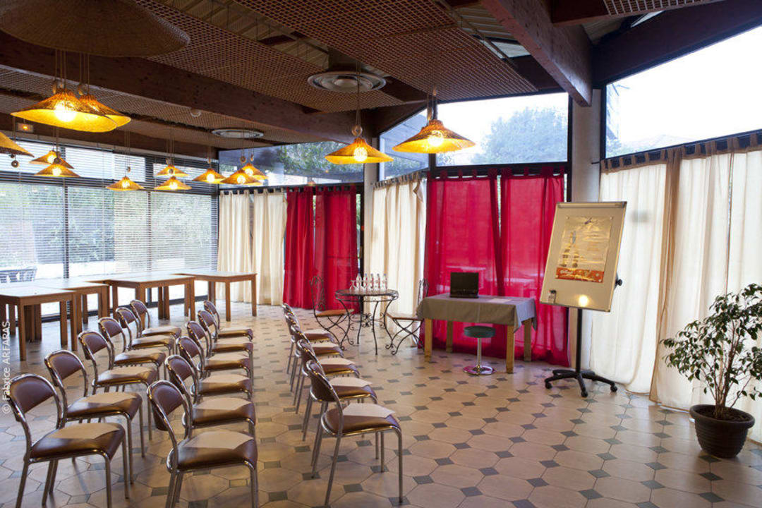 Salle de Conférence Hotel Ibis budget Ales Saint Christol