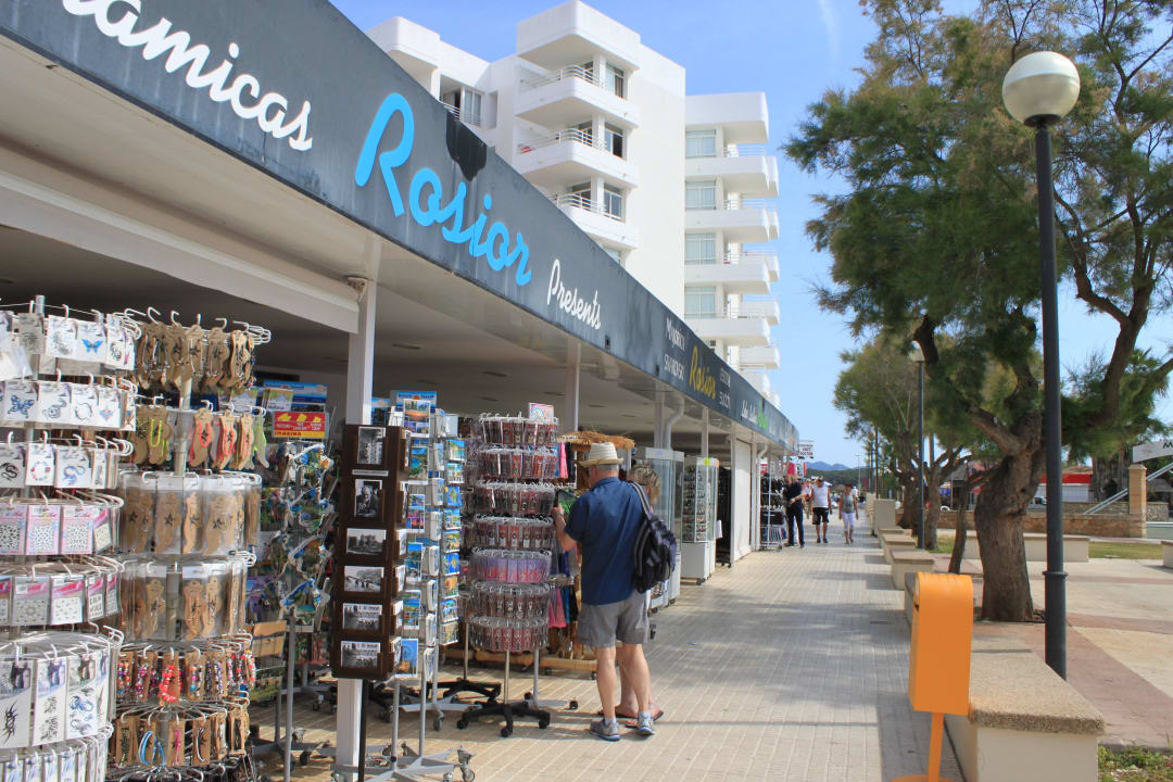 Sklepiki na terenie hotelu Hotel Palia Sa Coma Playa