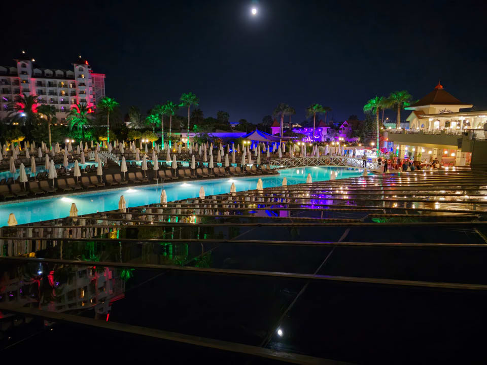 Pool Side Mare Resort & Spa