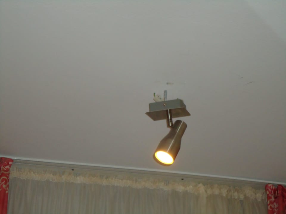 Fällt bald runter Hotel Carpe Diem