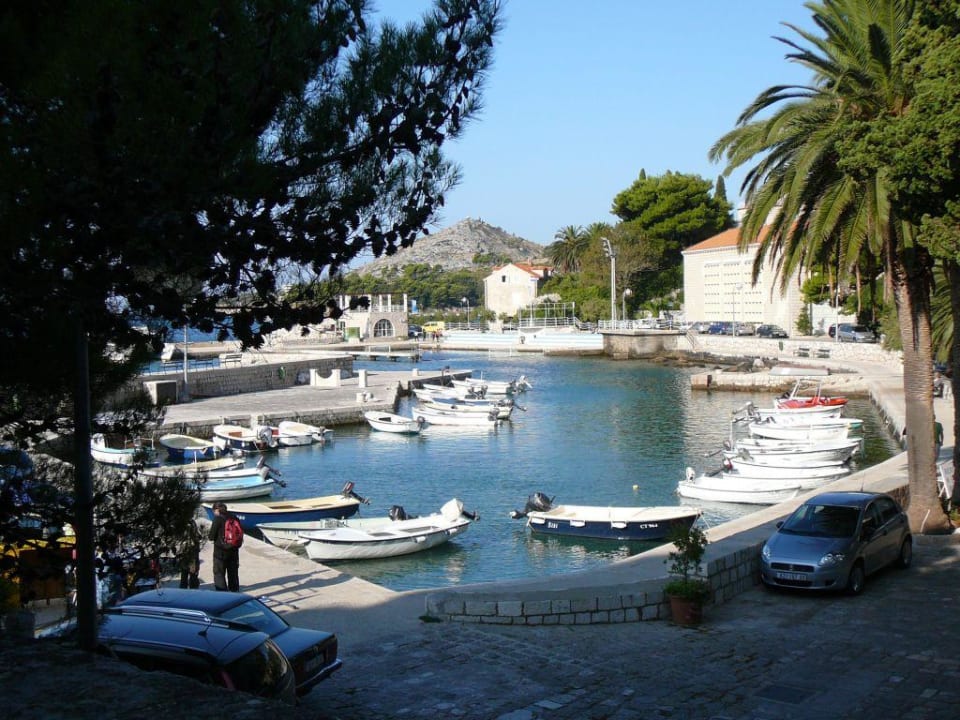 Le petit port vu du balcon Maistra Select Mlini Hotel