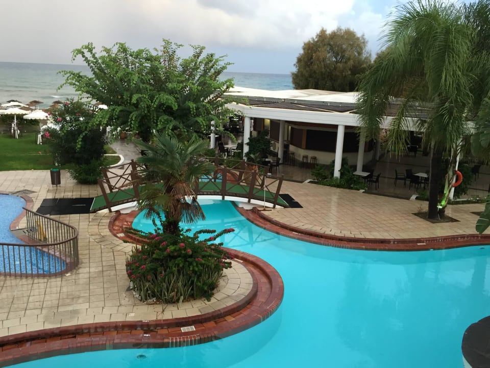 Poolbar  Hotel Calypso Beach