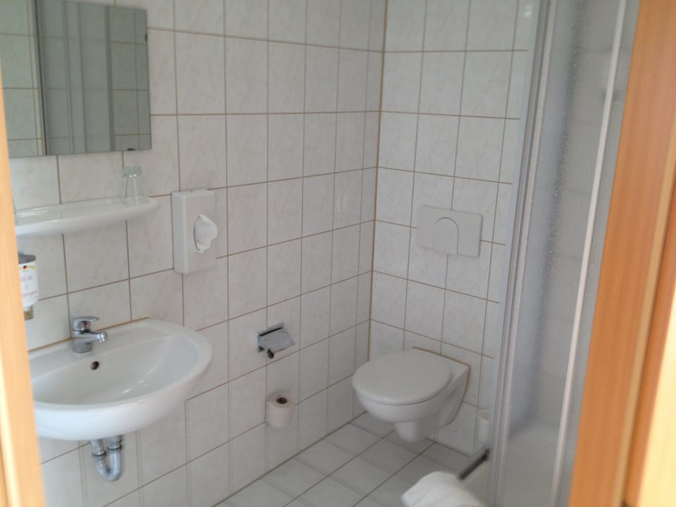 Blick ins Bad Feel Good Hotel Chemnitz