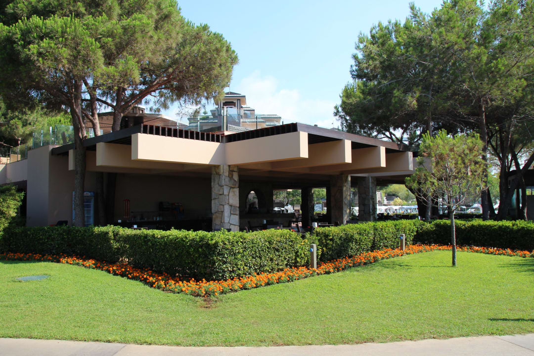 Poolbar von hinten Xanadu Resort Hotel