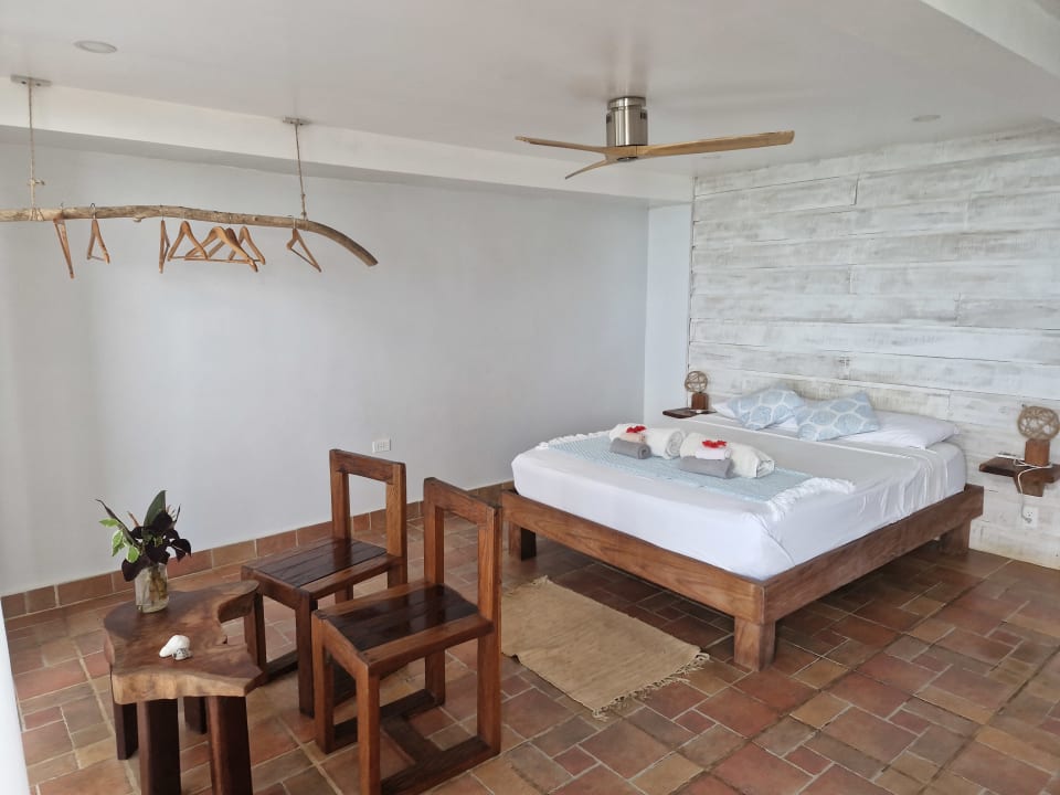 Zimmer Bird Island Bungalows