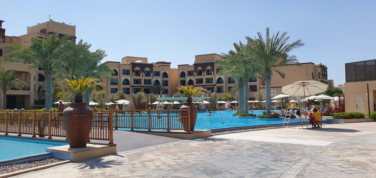 Pool Saadiyat Rotana Resort &  Villas