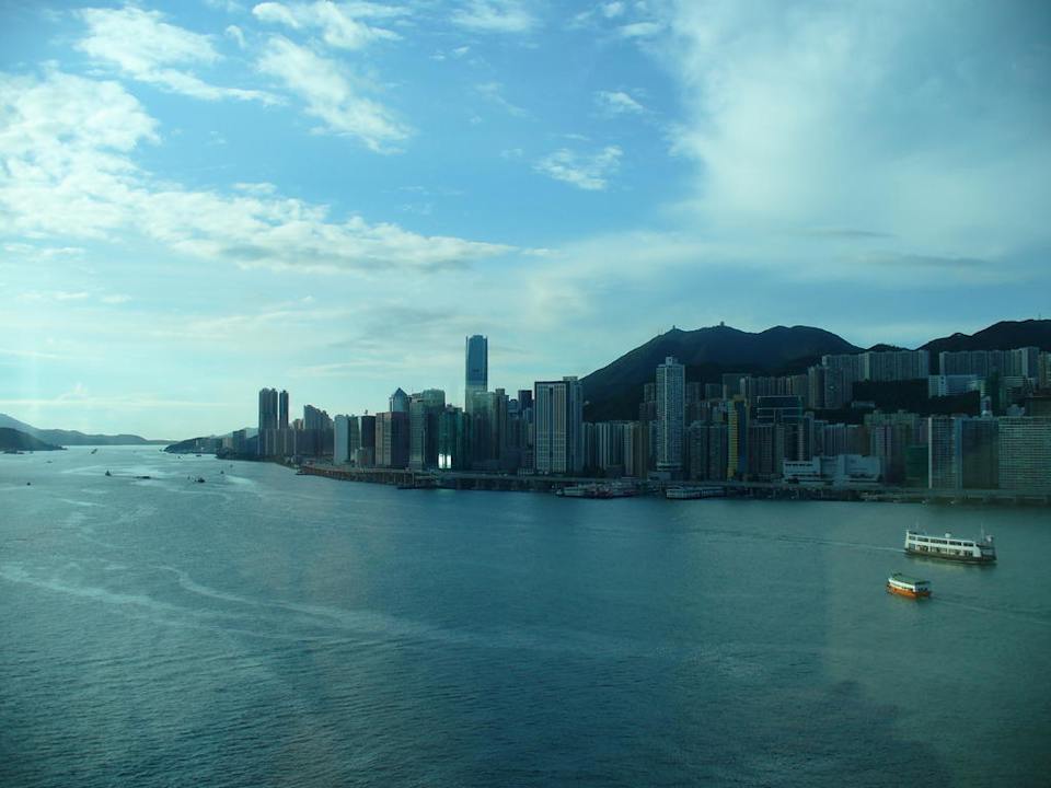 Ausblick aus unserem Zimmer Harbour Grand Kowloon