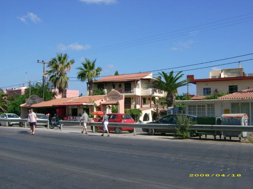 Hotel HARPIN Happy Days Beach Hotel