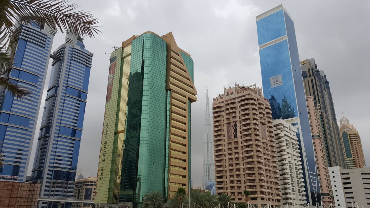 Außenansicht. Hotel Number One Tower Suites