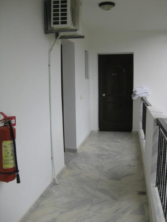 Flur vor dem Zimmer Hotel Chrousso Village
