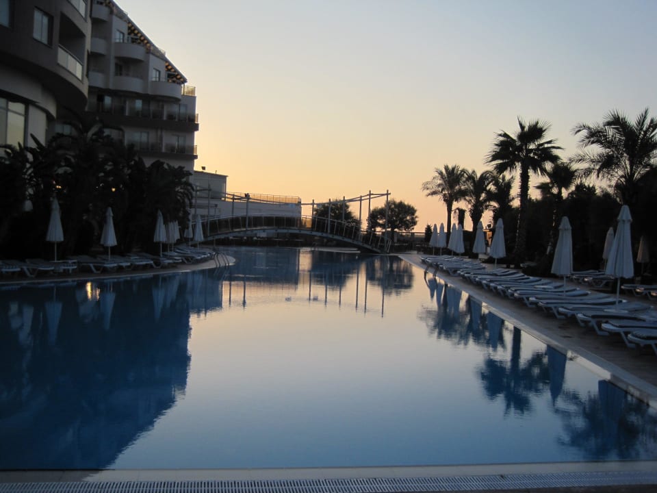 Am Ruhepool Saturn Palace Resort Hotel