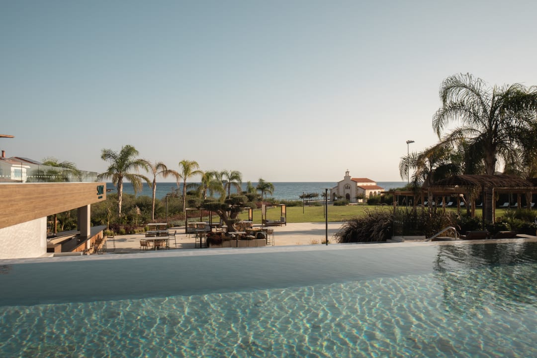 Pool Cavo Zoe Seaside Hotel