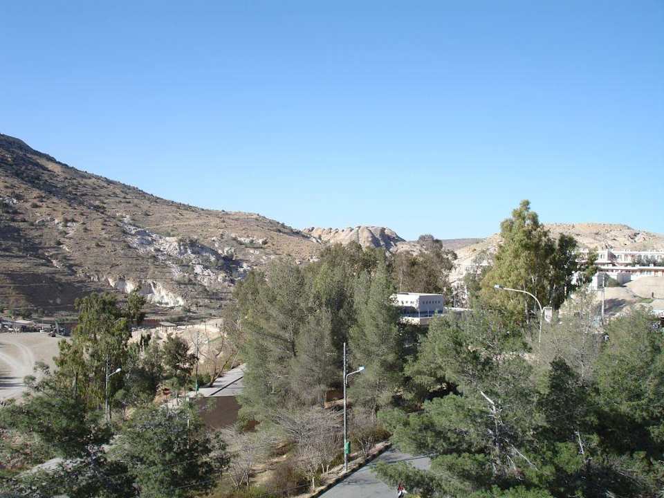 Blick vom Balkon in Richtung Eingang Petra Mövenpick Resort Petra